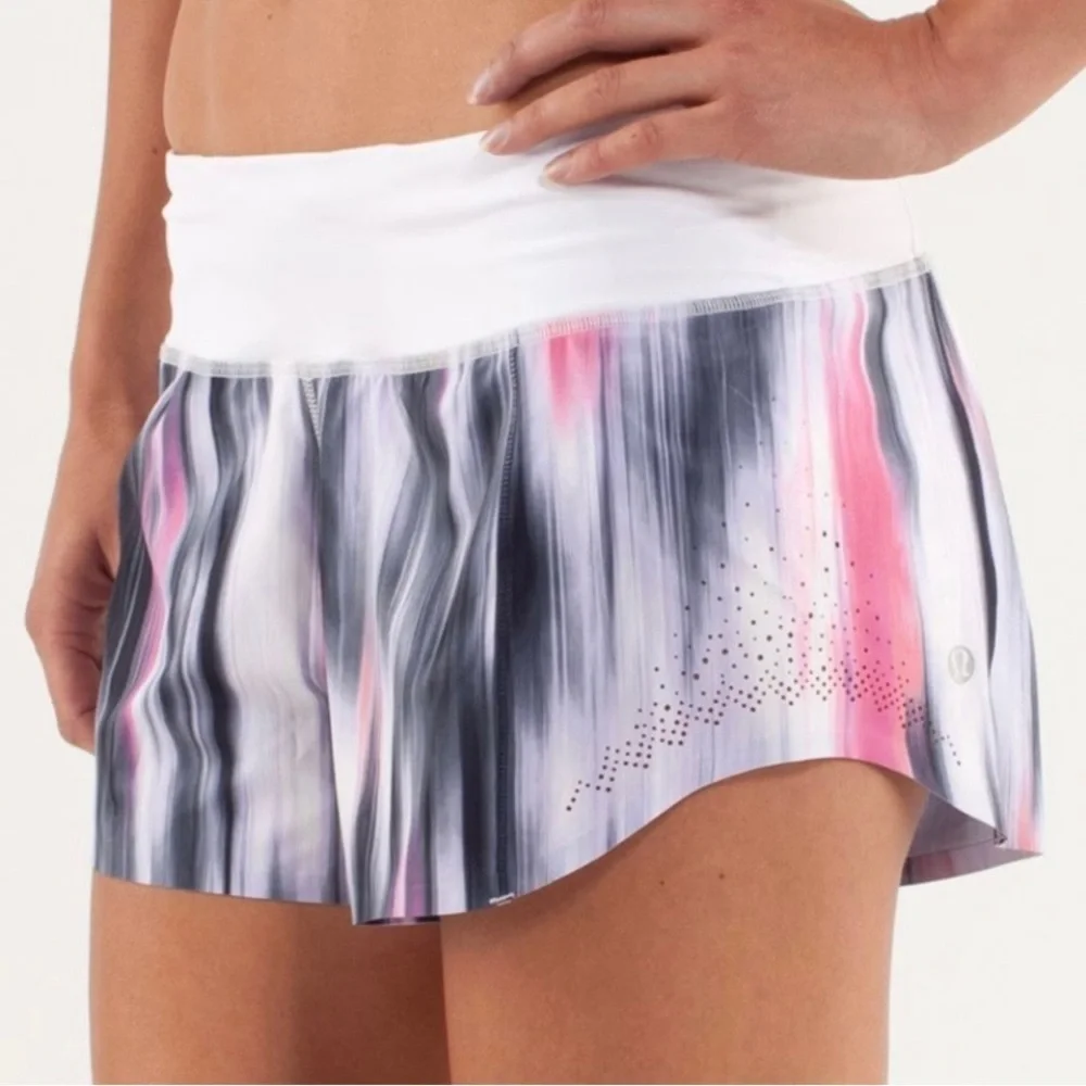 Lululemon Run: Light As Air Short